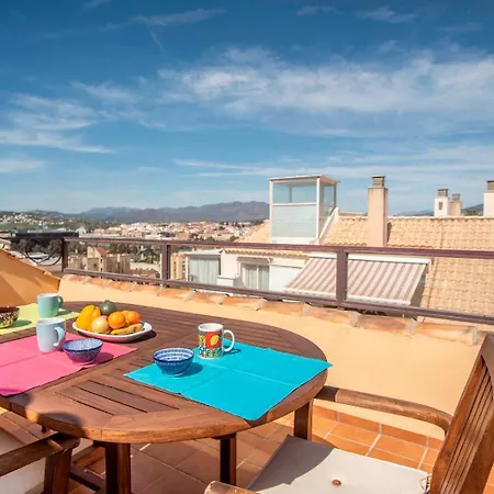 Apartment Bioparc Atico Muy Amplio Y Soleado, Cerca De La Playa Y Centro, Con Parking Y Ac *