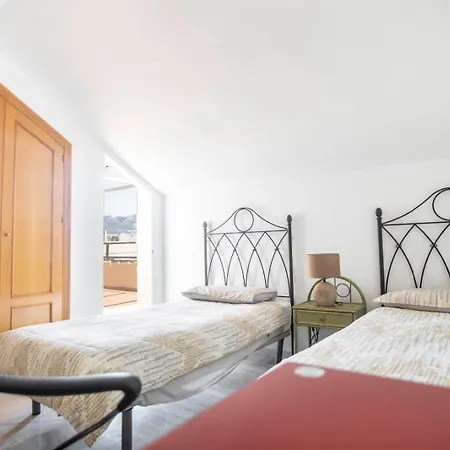 Bioparc Atico Muy Amplio Y Soleado, Cerca De La Playa Y Centro, Con Parking Y Ac Фуэнхирола