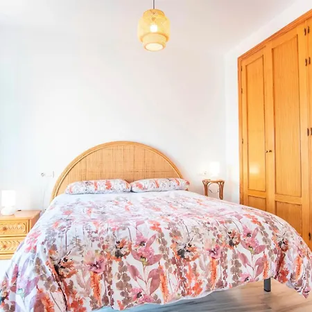 Апартаменты Bioparc Atico Muy Amplio Y Soleado, Cerca De La Playa Y Centro, Con Parking Y Ac