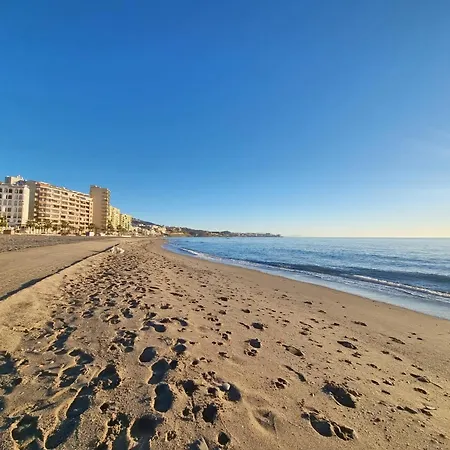 Apartment Bioparc Atico Muy Amplio Y Soleado, Cerca De La Playa Y Centro, Con Parking Y Ac